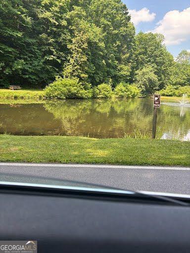 181 Poolside CT