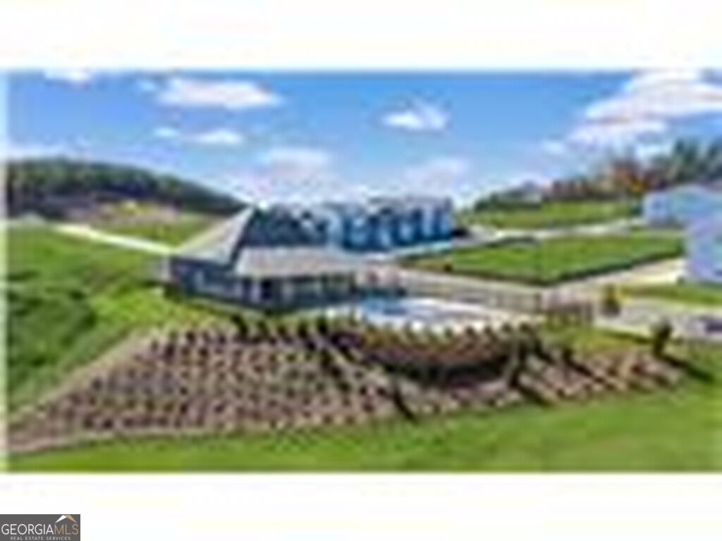 530 Crown DR
