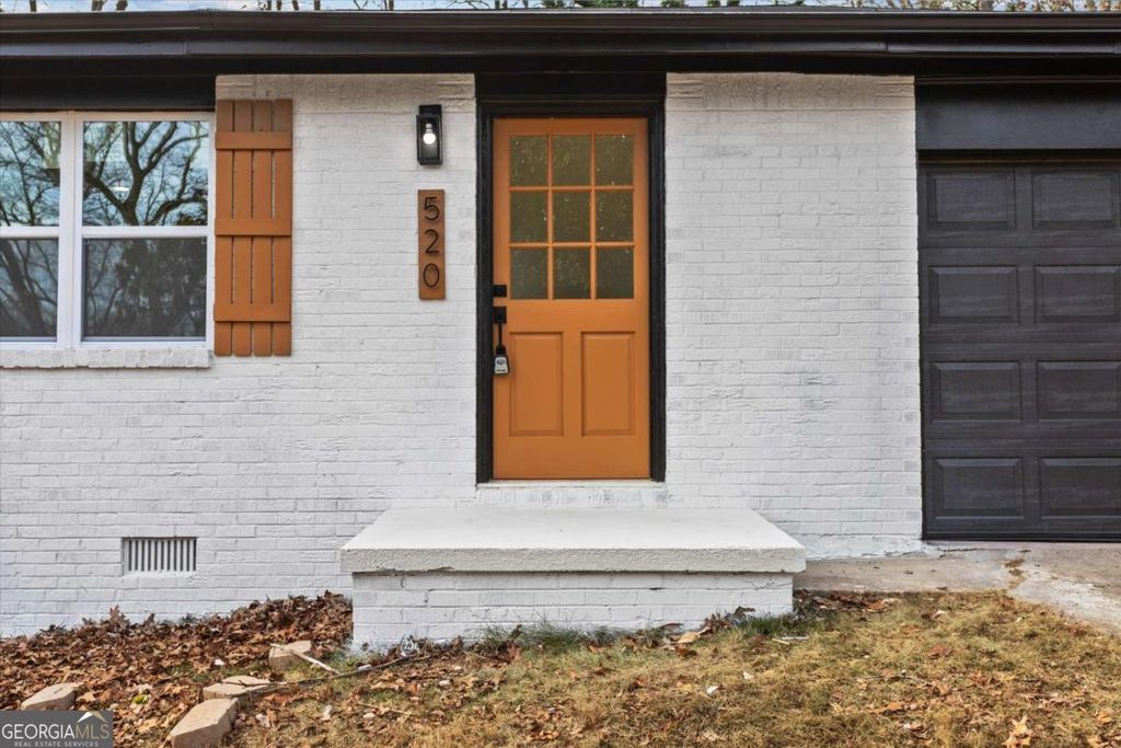 Photo of 520 Stonewood Drive, Stone Mountain, GA 30087 (MLS # 10739893)