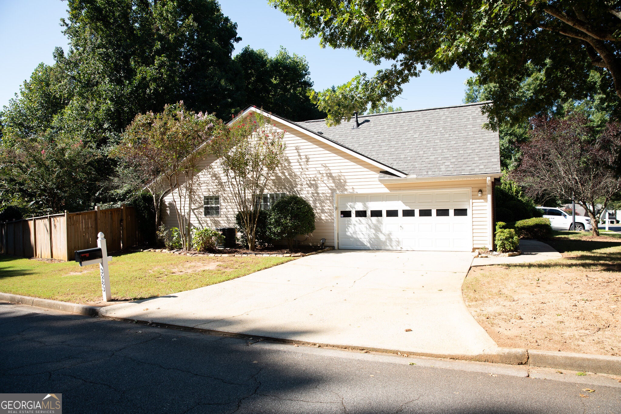 3283 liberty Commons DR