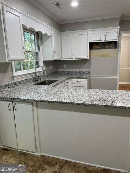 Woodlawn Lake - Residential Lease