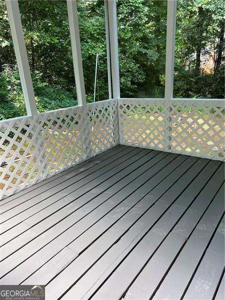 Woodlawn Lake - Residential Lease