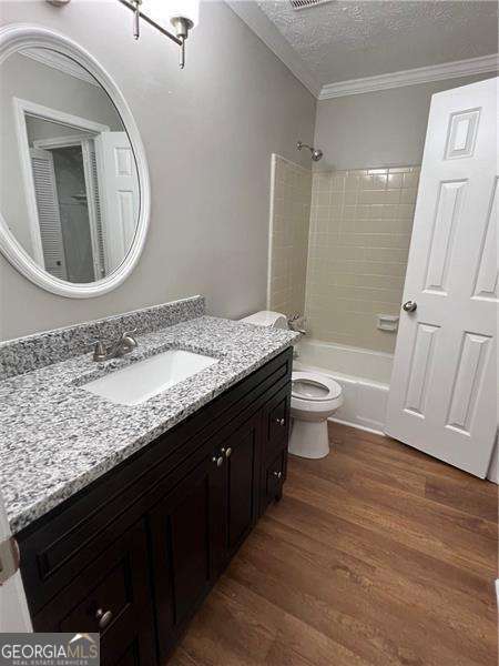 Woodlawn Lake - Residential Lease