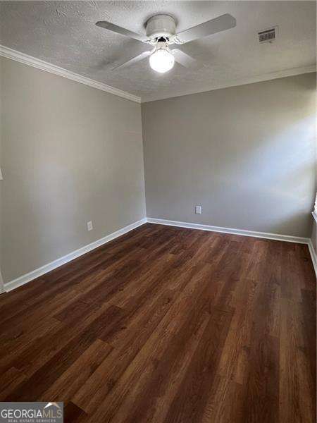 Woodlawn Lake - Residential Lease