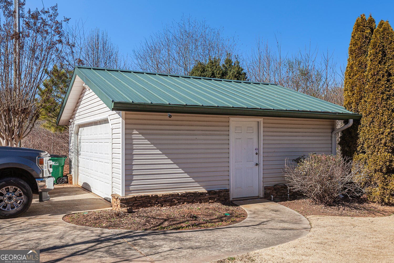 183 Scott Road