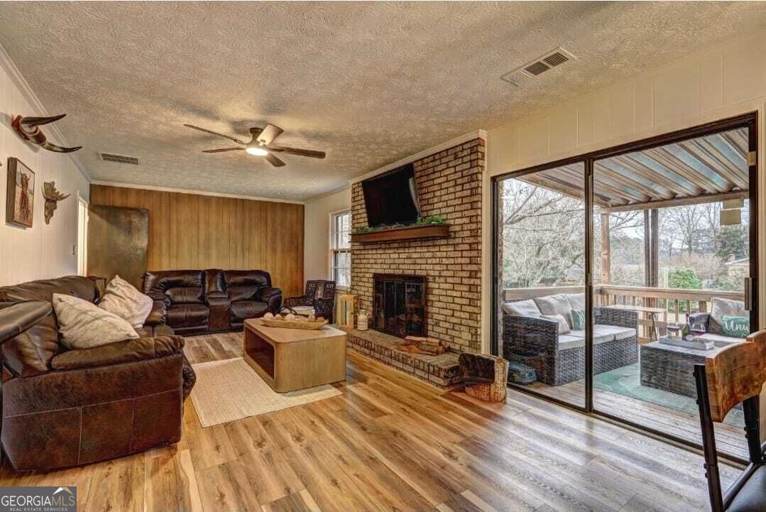 457 Castleaire DR