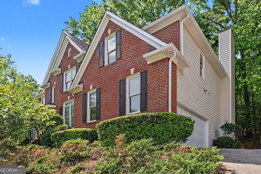 Photo of 3914 Noblin Creek Drive, Duluth, GA 30097 (MLS # 10757270)