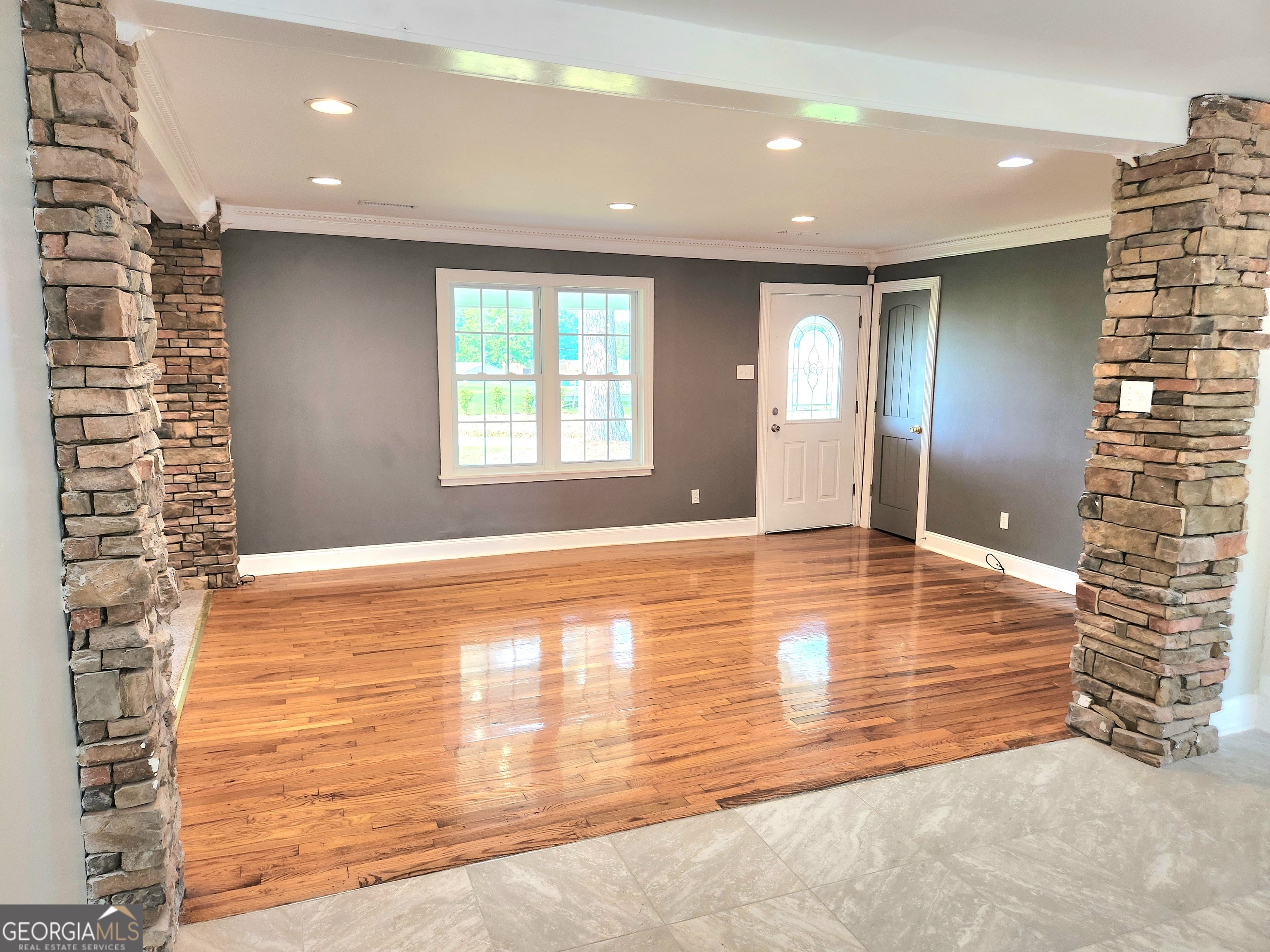 1055414333 Homes for Sale