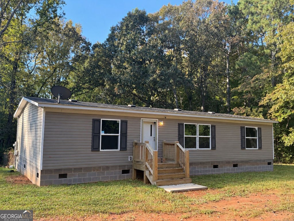 Photo of 195 Robinson Street, Waco, GA 30182 (MLS # 10875183)