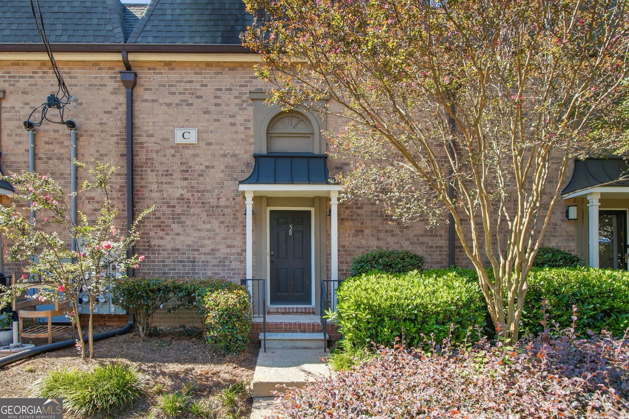 6980 Roswell RD C5