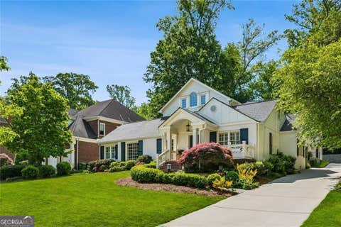 Photo of 860 Wellesley Drive NW, atlanta, GA 30305 (MLS # 10824123)