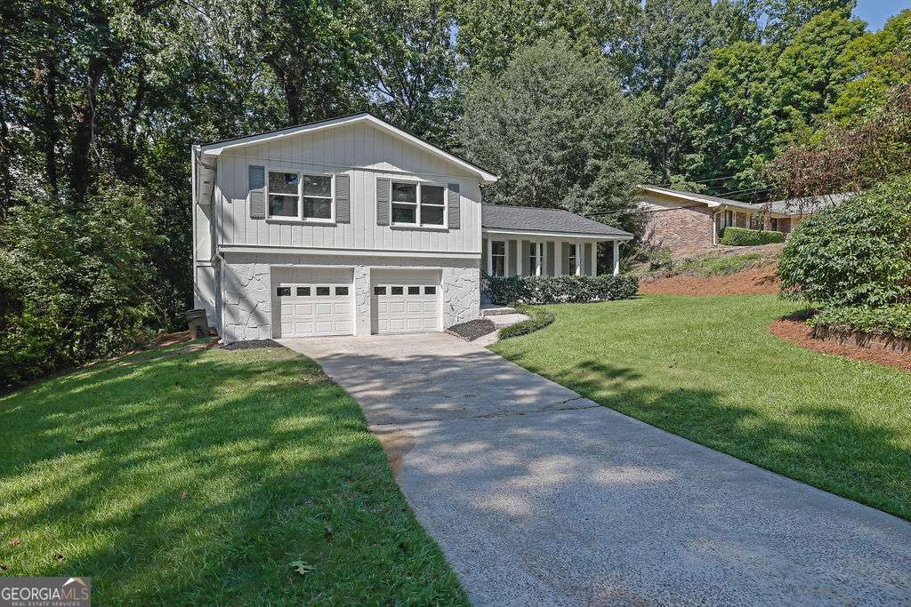 3511 Brookview DR