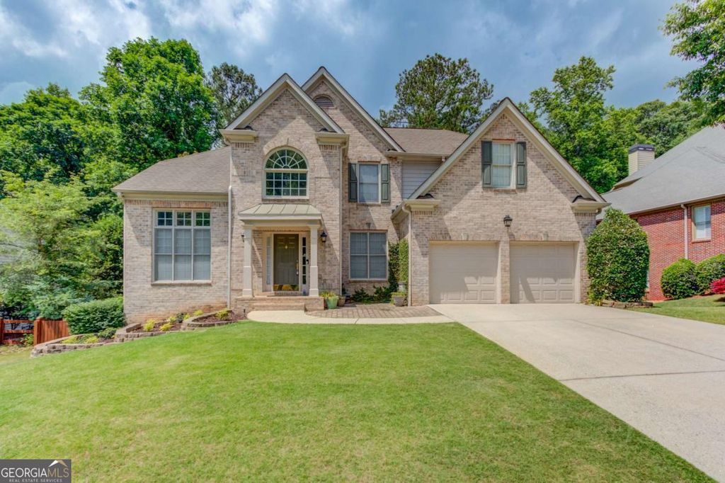 Photo of 6380 Grand Magnolia Drive, Buford, GA 30518 (MLS # 10769409)