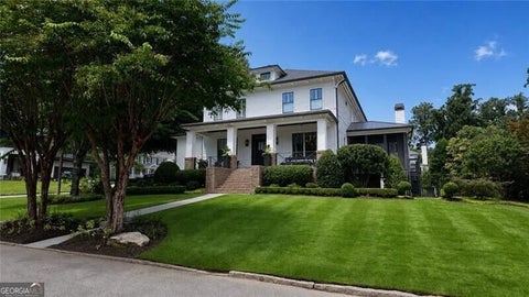 Photo of 2603 Dogwood Terrace NE, Atlanta, GA 30319 (MLS # 10830870)