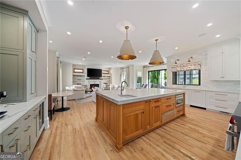 Photo of 2603 Dogwood Terrace NE, Atlanta, GA 30319 (MLS # 10830870)
