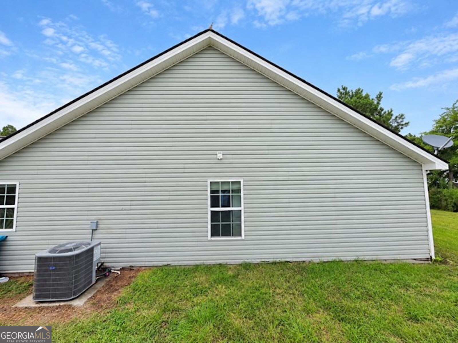 214 Archer RD