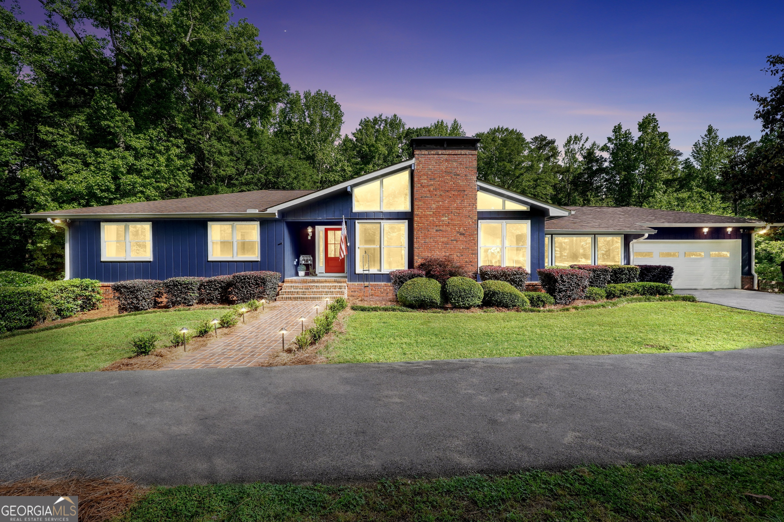 200 Camp Creek Trail