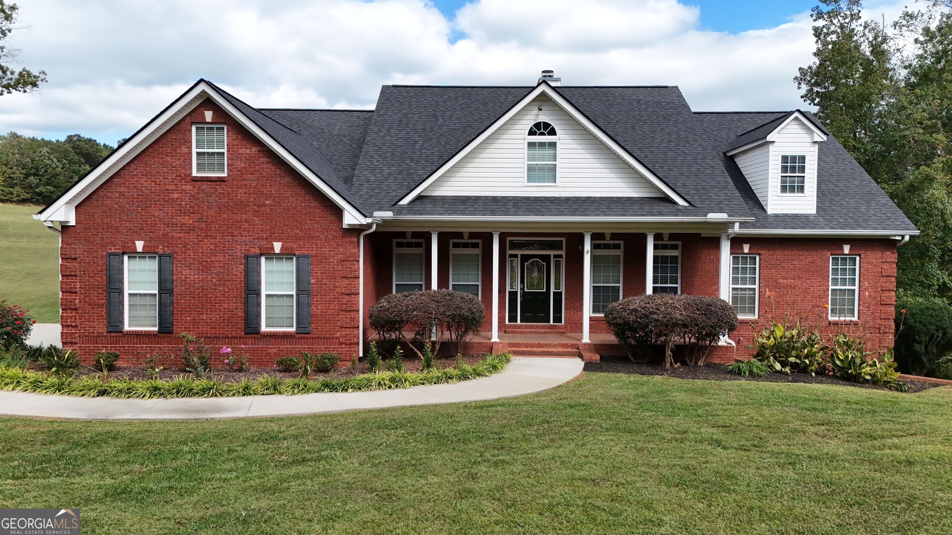 841 Yonah Meadow DR