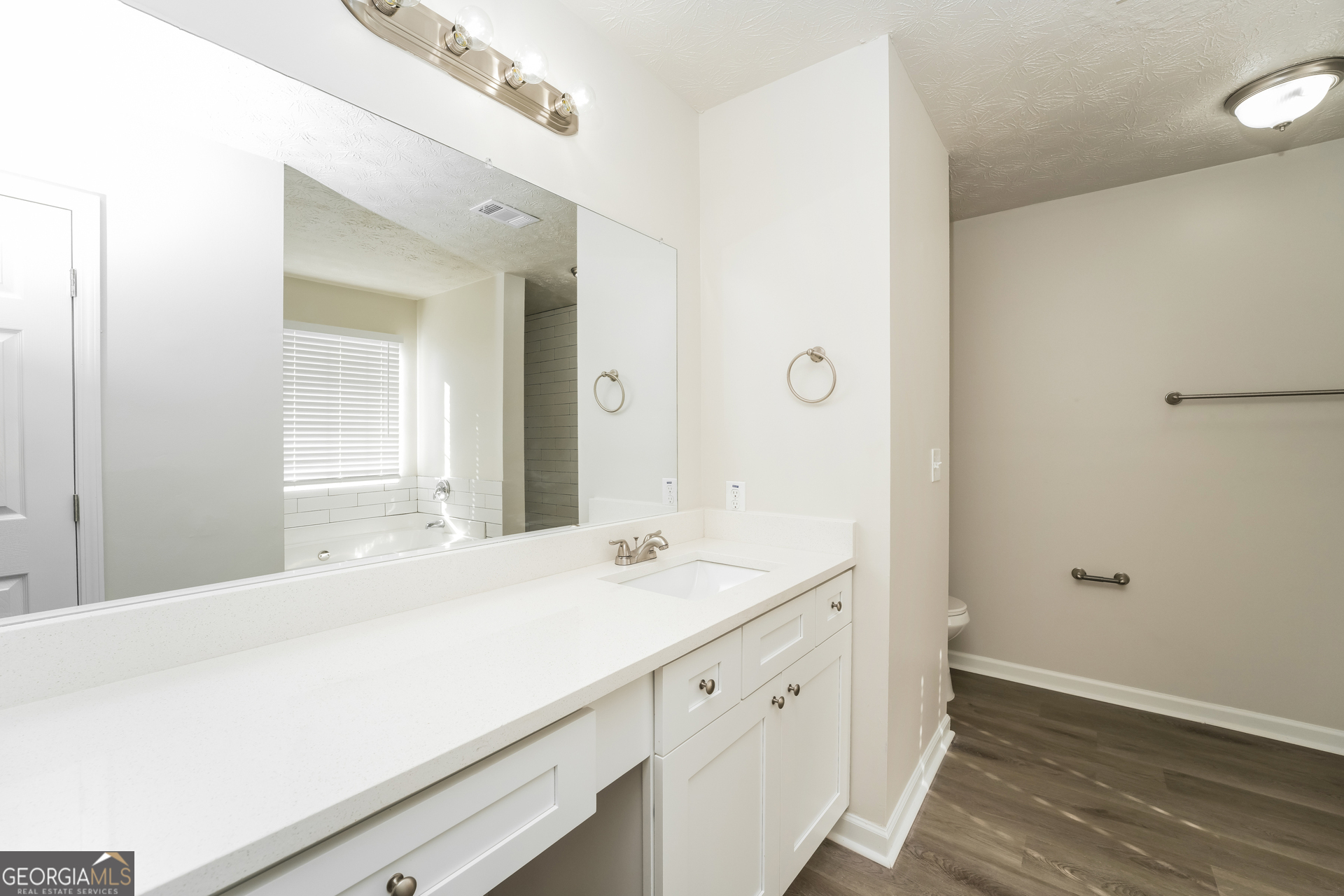 KENNONS RIDGE - Residential Lease