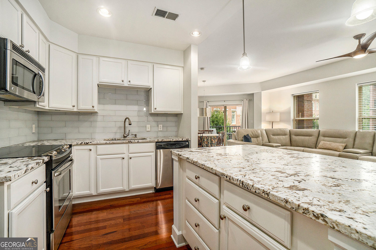 200 River Vista DR 307