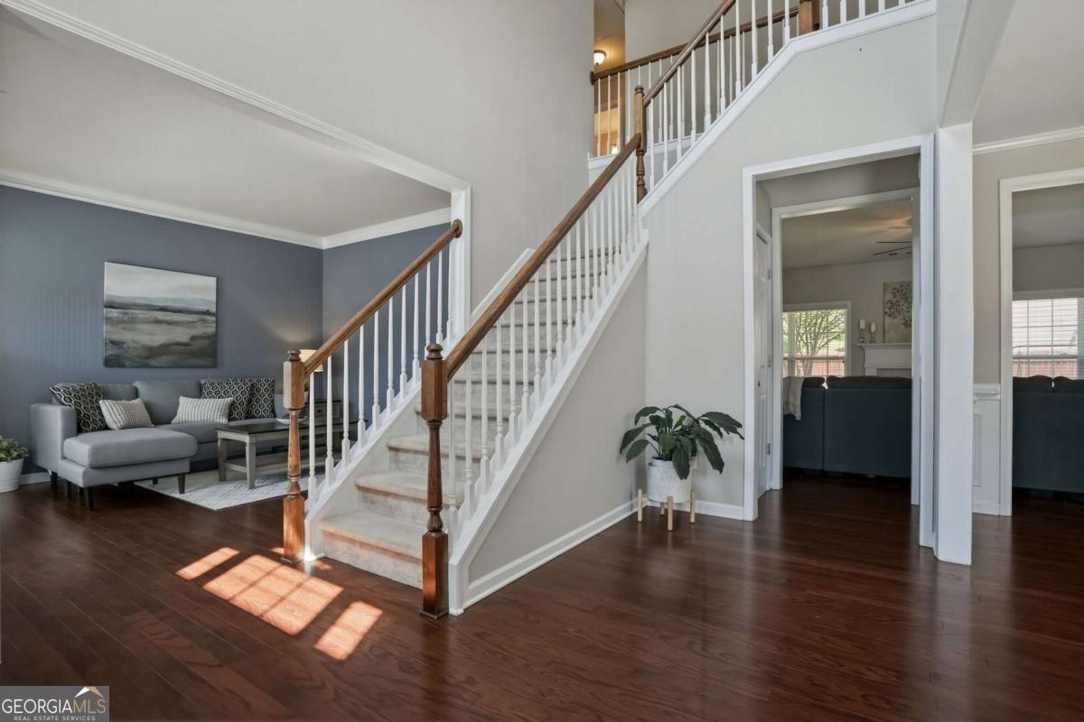 2545 Wainwright WAY