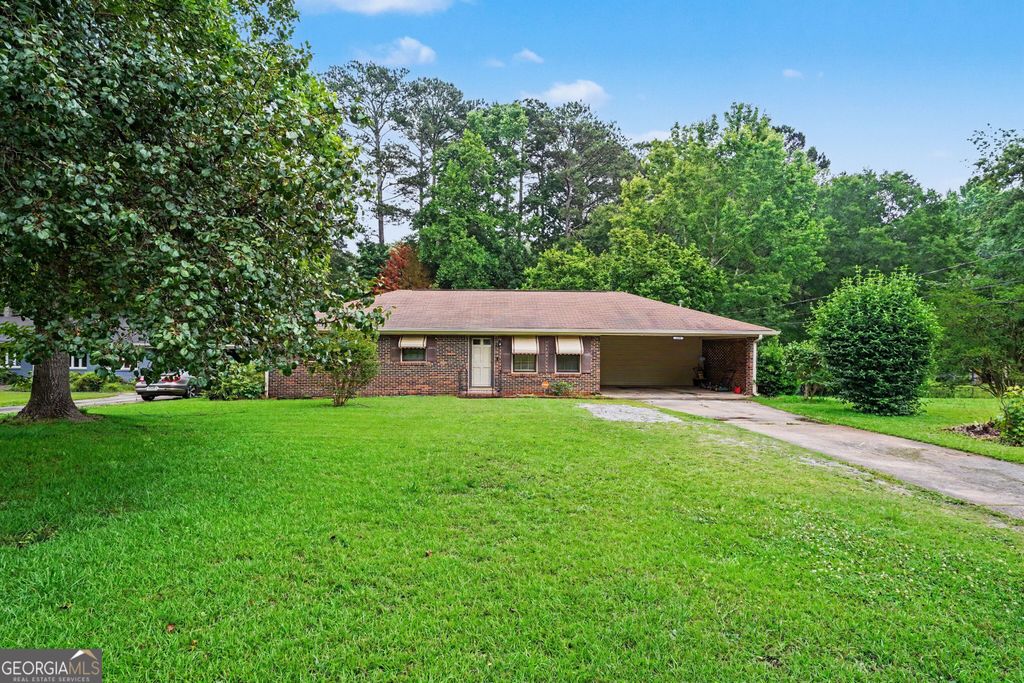 Photo of 1338 Oakdale Drive, Griffin, GA 30224 (MLS # 10773188)