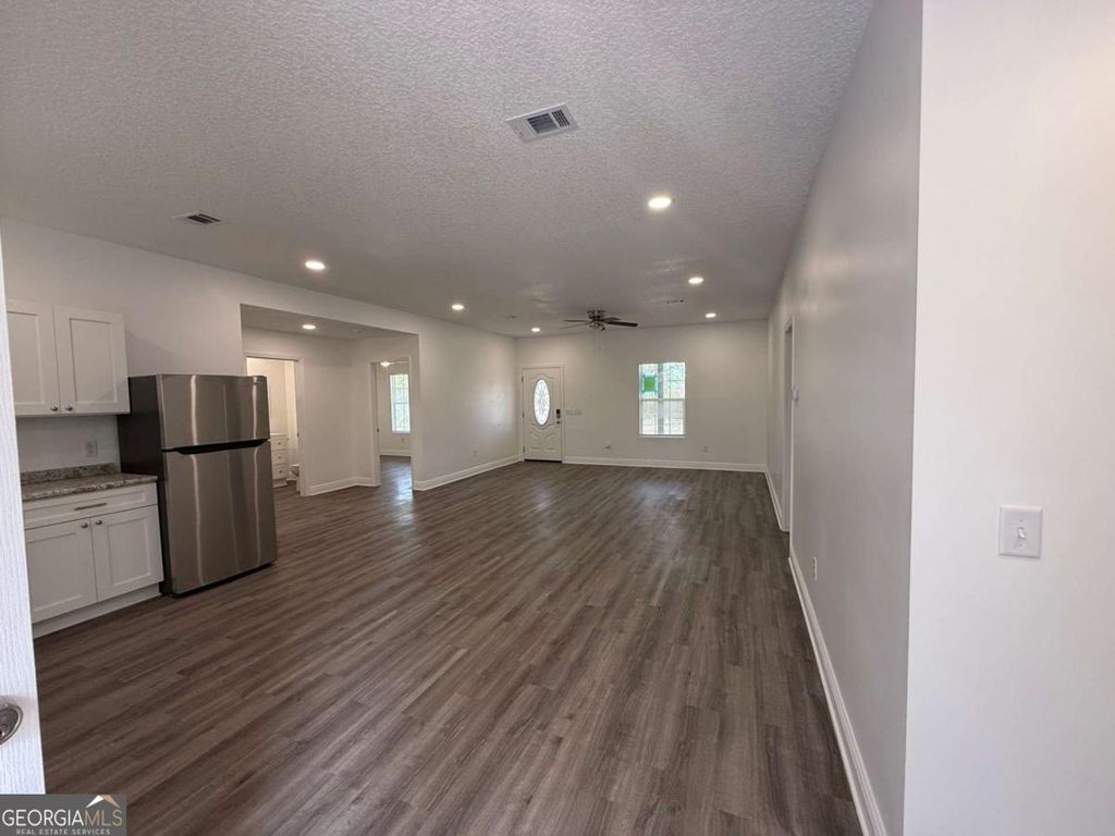 Photo of 121 Hawks Place, Waynesville, GA 31566 (MLS # 10737557)