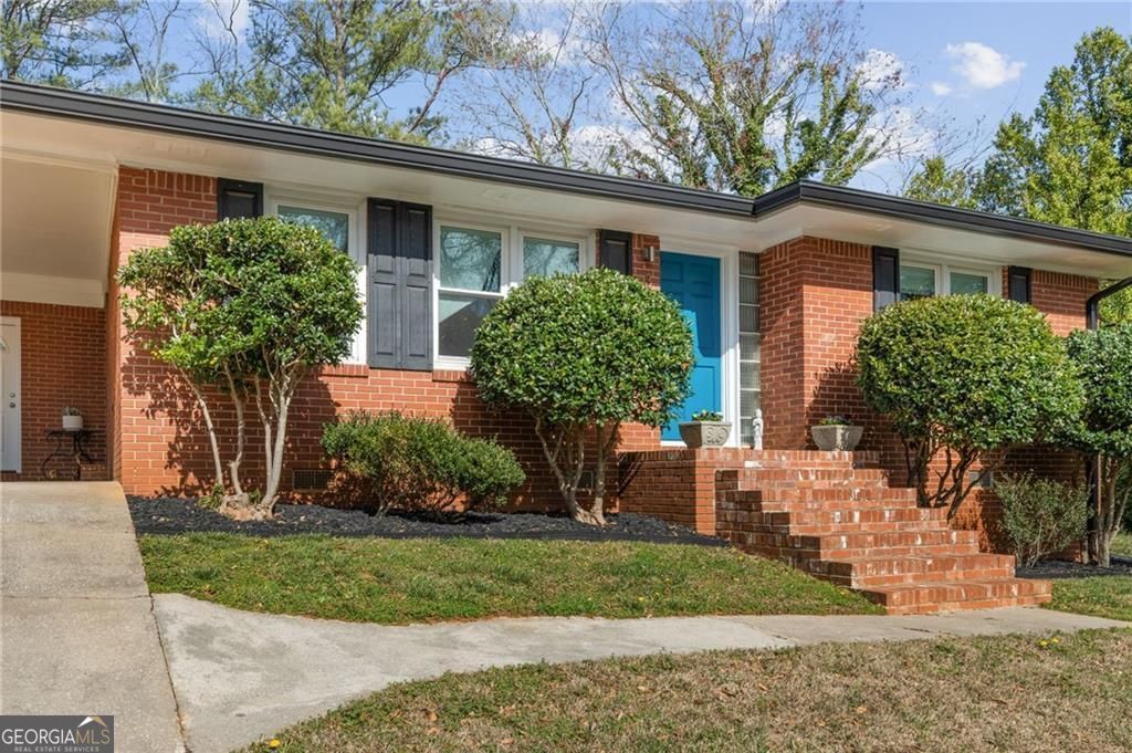 Photo of 3650 Ashwood Drive SE, Smyrna, GA 30080 (MLS # 10701845)