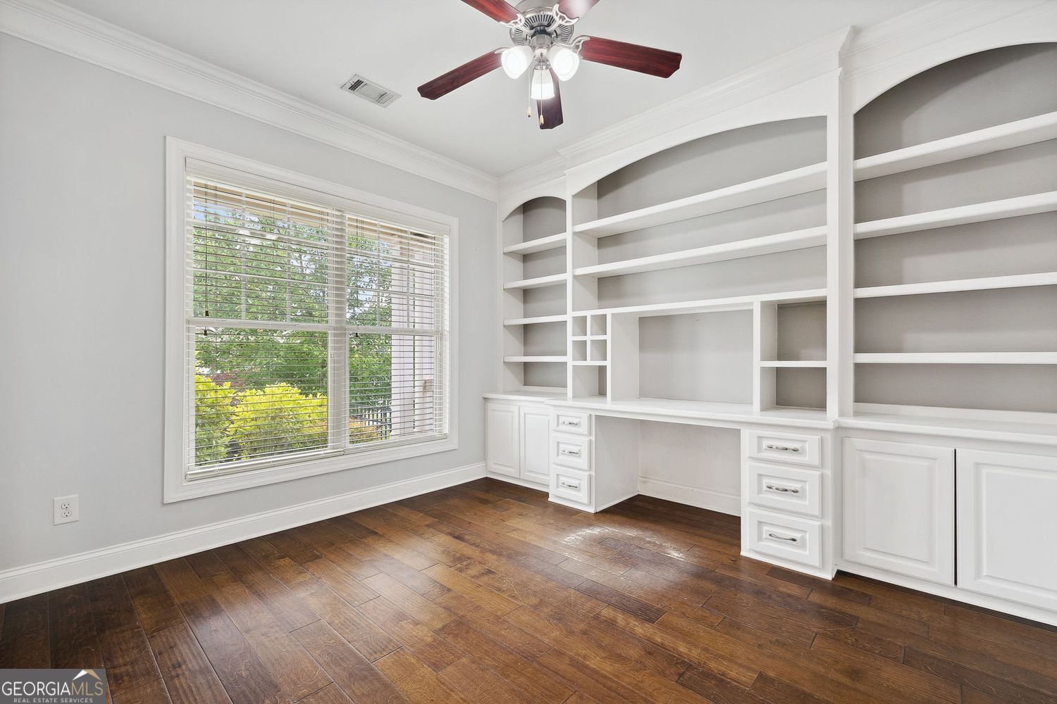 Roswell, Georgia 30076, United States, 4 Bedrooms Bedrooms, ,4 BathroomsBathrooms,Residential,Active,152544