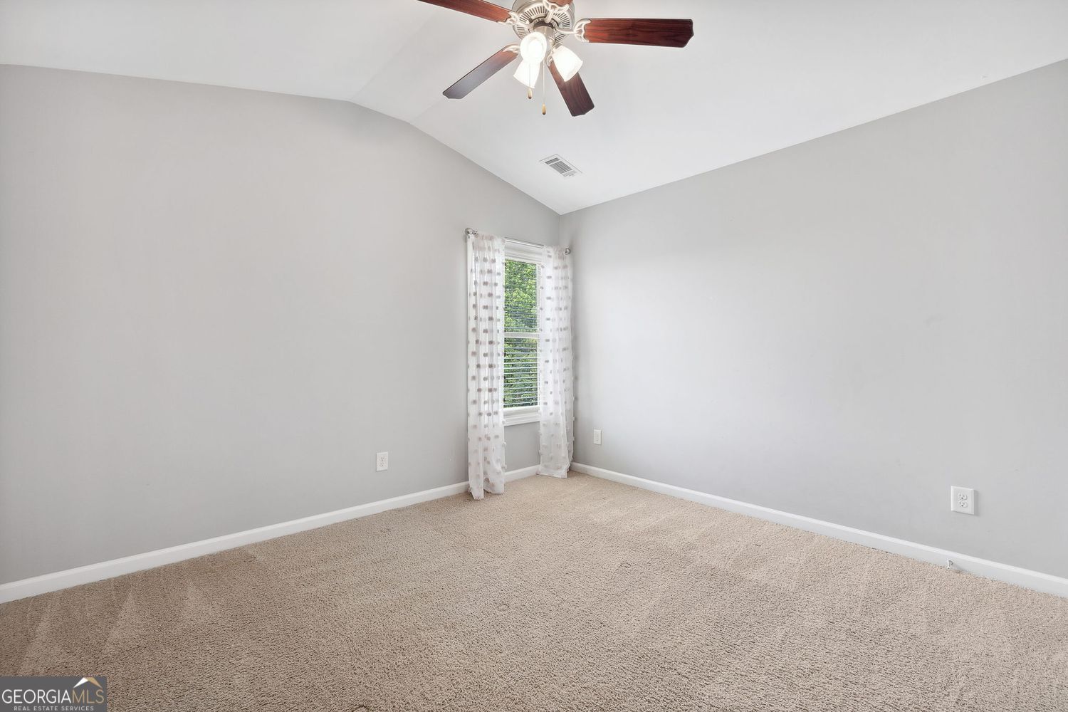 Roswell, Georgia 30076, United States, 4 Bedrooms Bedrooms, ,4 BathroomsBathrooms,Residential,Active,152544