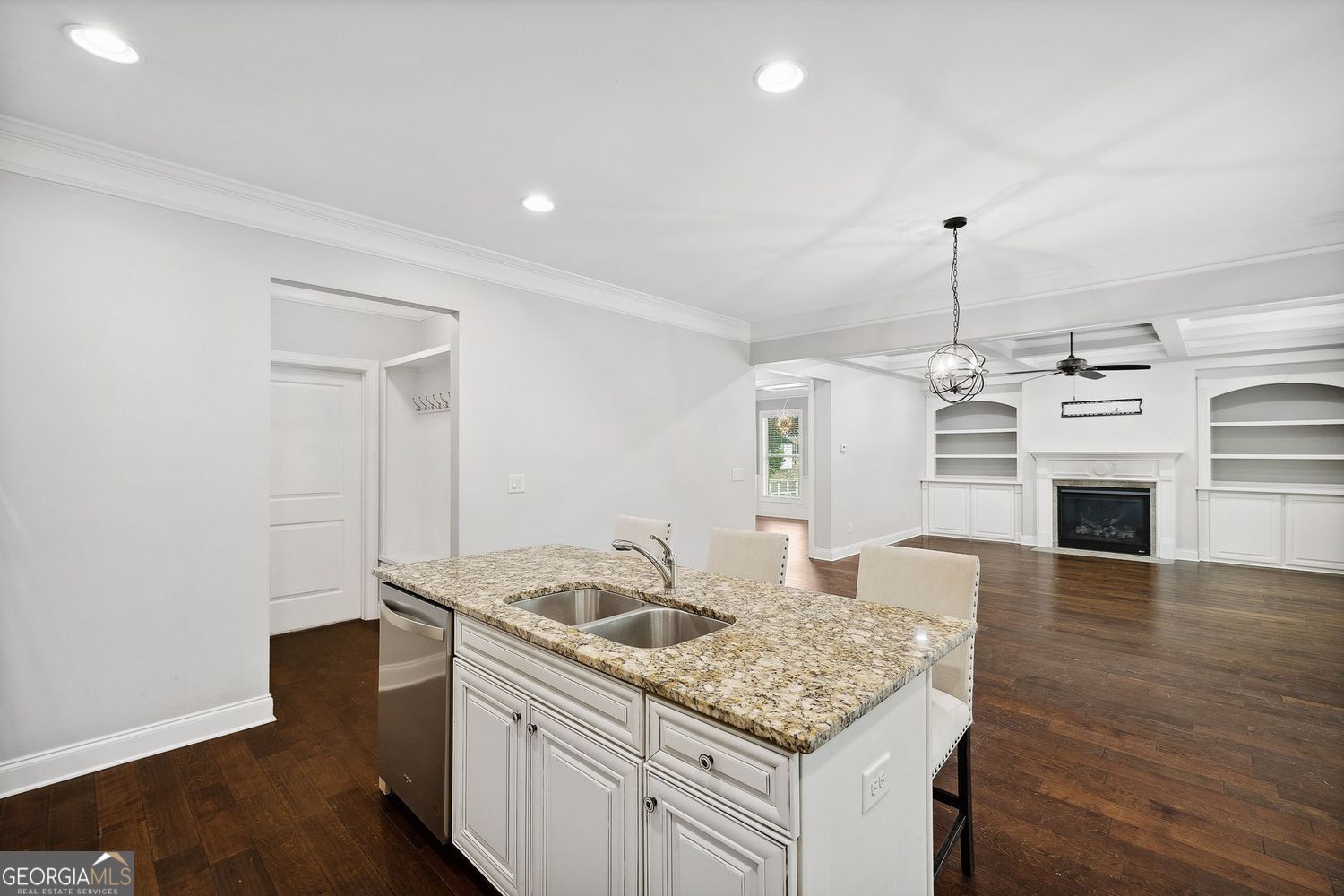 Roswell, Georgia 30076, United States, 4 Bedrooms Bedrooms, ,4 BathroomsBathrooms,Residential,Active,152544