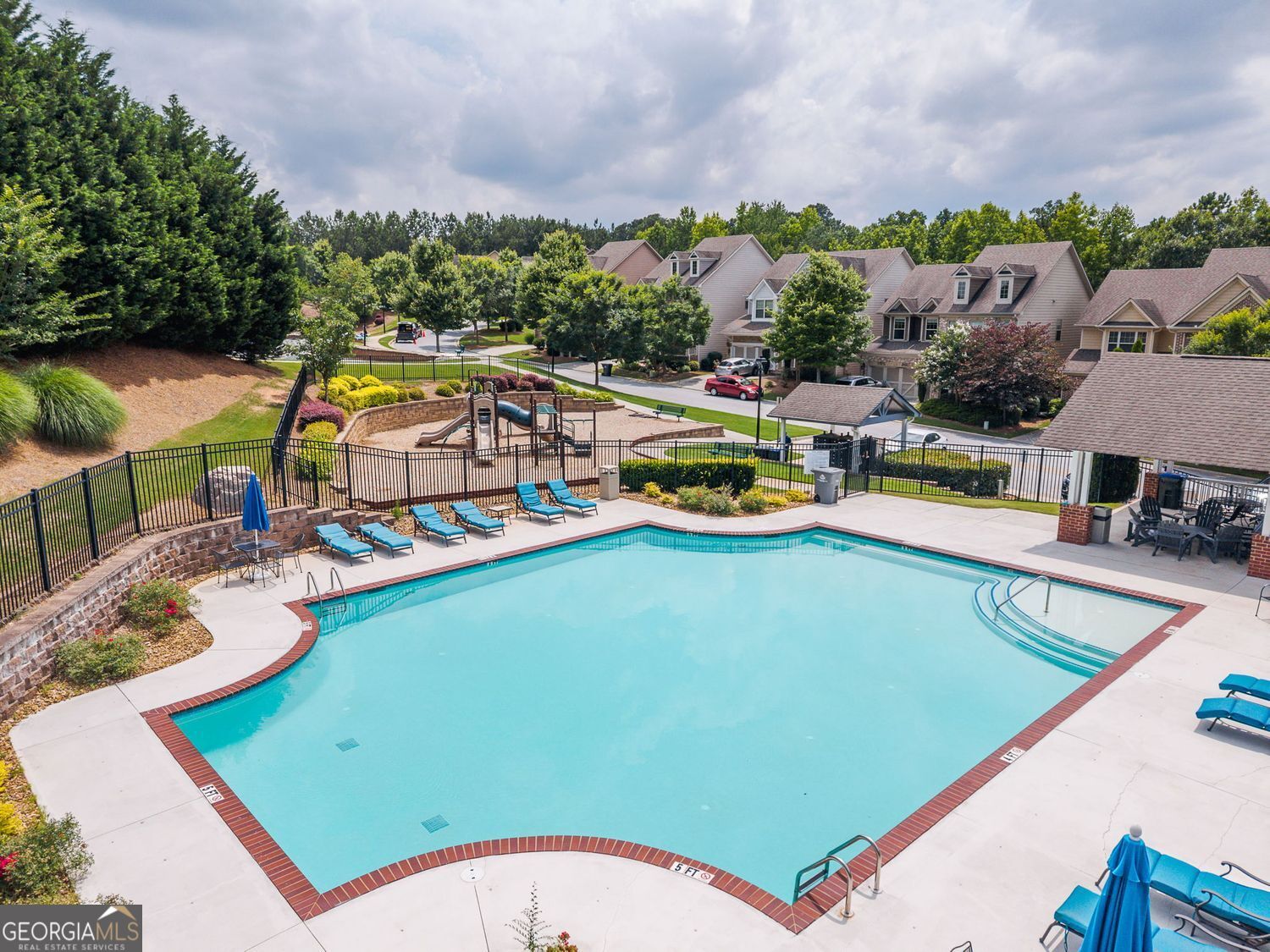 Roswell, Georgia 30076, United States, 4 Bedrooms Bedrooms, ,4 BathroomsBathrooms,Residential,Active,152544