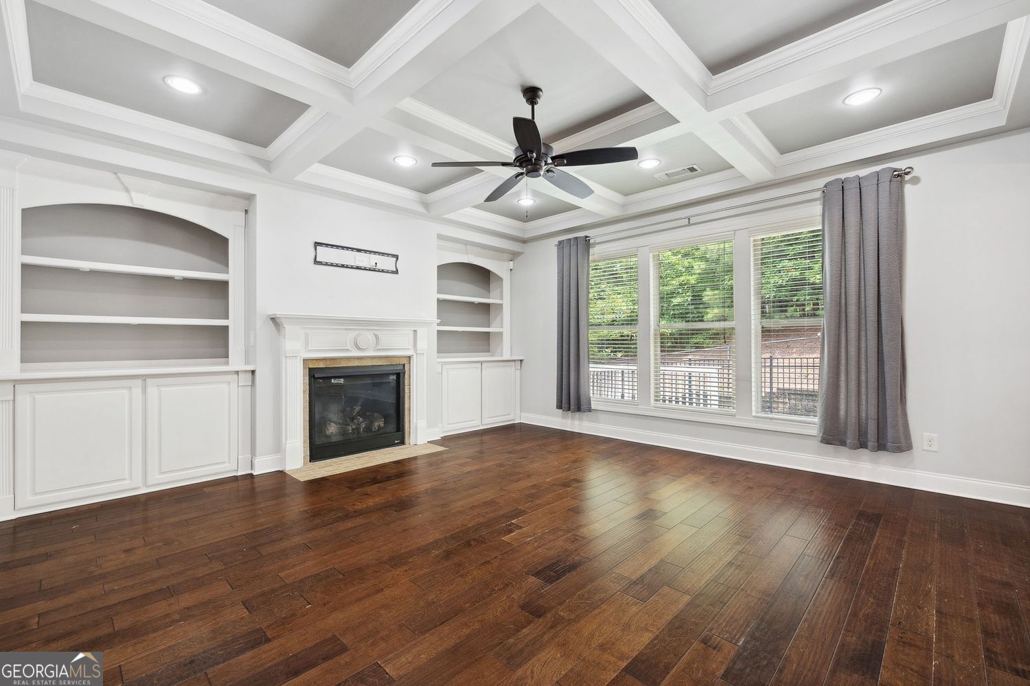 Roswell, Georgia 30076, United States, 4 Bedrooms Bedrooms, ,4 BathroomsBathrooms,Residential,Active,152544