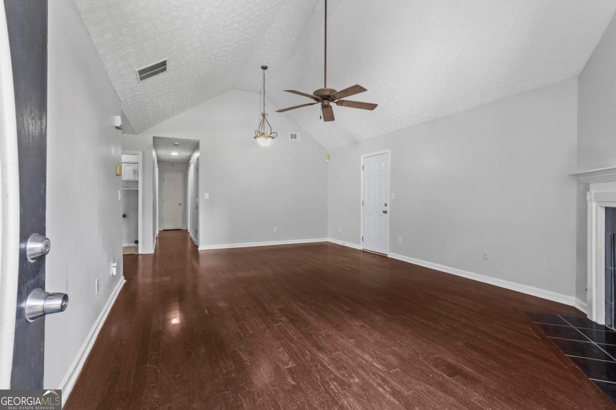 5721 Hidden Brook CIR