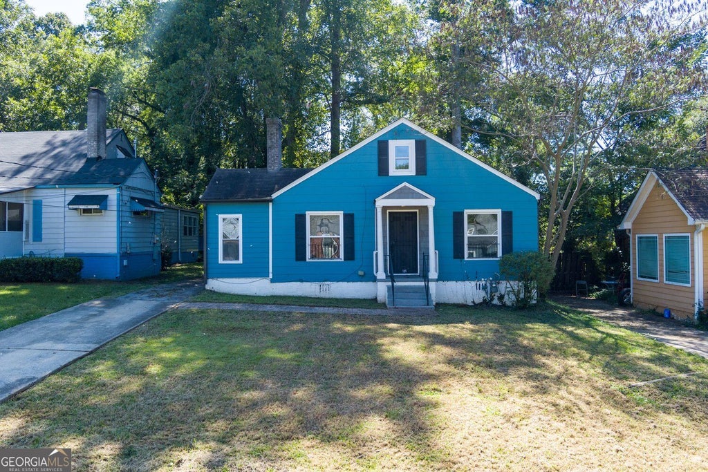 Photo of 1750 Westwood Avenue SW, Atlanta, GA 30310 (MLS # 10854696)