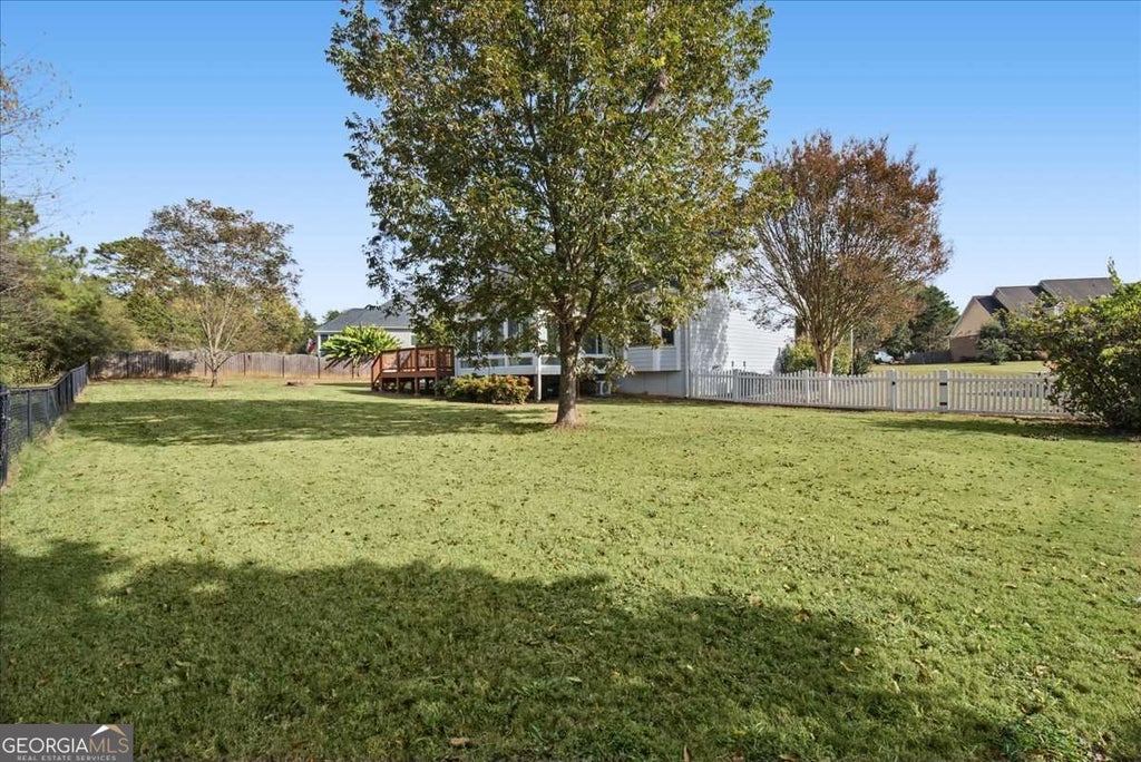 Photo of 89 Colonial Circle NW, Cartersville, GA 30120 (MLS # 10881892)