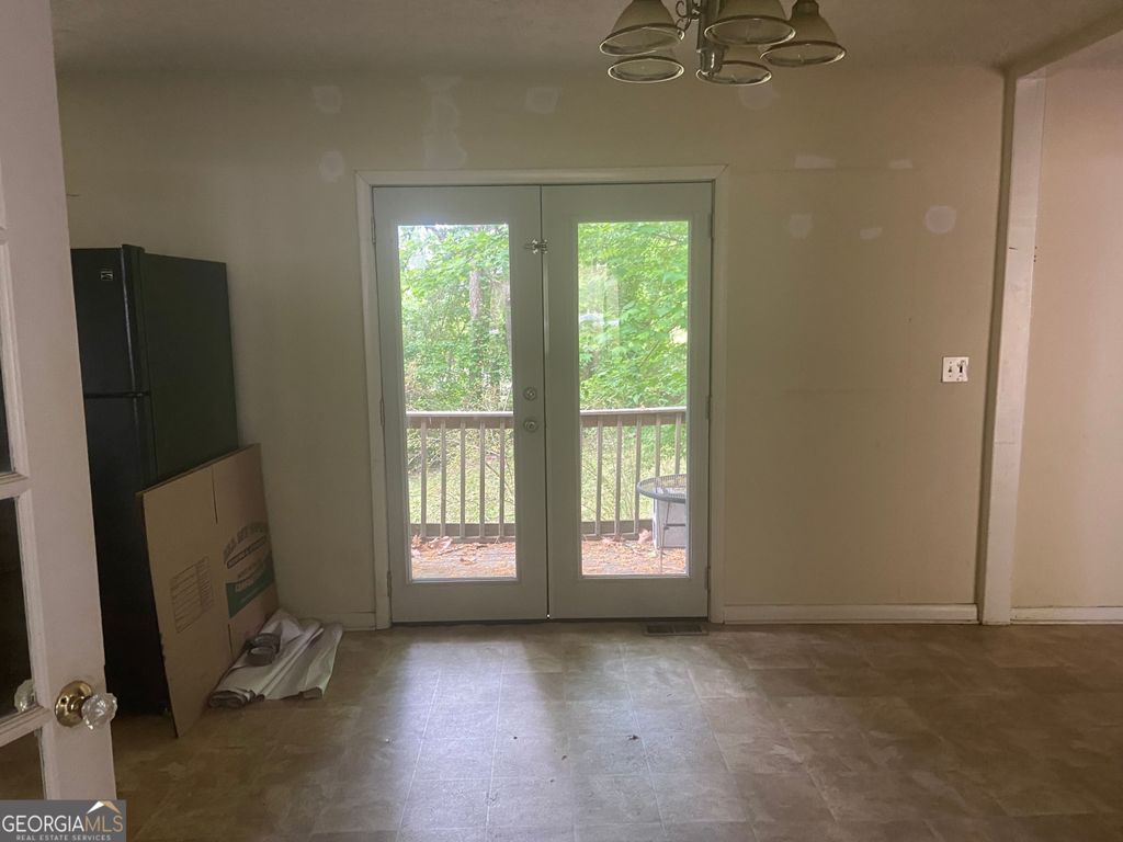 Photo of 3003 Forrest Park Road SE, Atlanta, GA 30354 (MLS # 10760584)