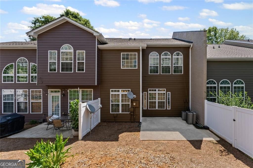 Lawrenceville, Georgia 30043, United States, 3 Bedrooms Bedrooms, ,3 BathroomsBathrooms,Residential,Active,219747