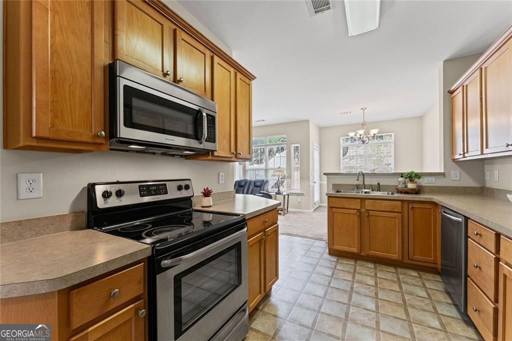 Lawrenceville, Georgia 30043, United States, 3 Bedrooms Bedrooms, ,3 BathroomsBathrooms,Residential,Active,219747