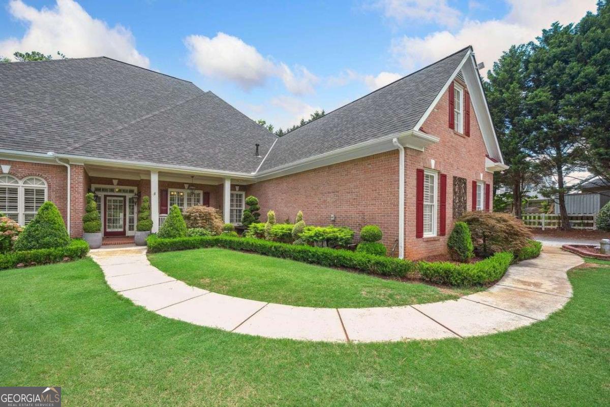 84 NW Gloster RD NW