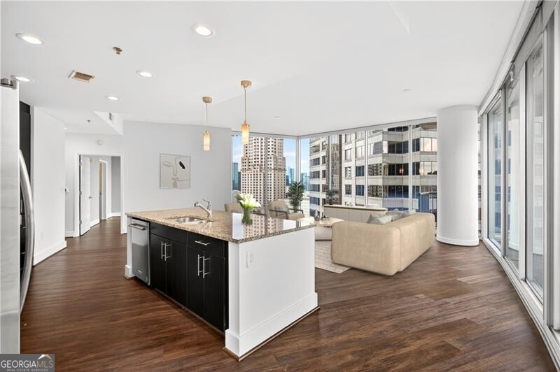 1080 Peachtree ST NE 1203