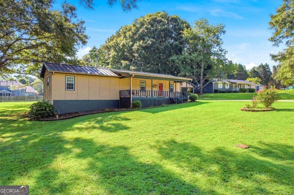 Photo of 152 Hunters Lane, Powder Springs, GA 30127 (MLS # 10808554)