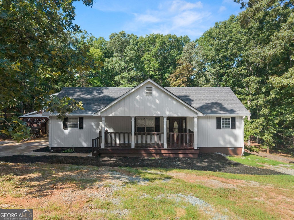 Photo of 3528 Looper Lake Road, Gainesville, GA 30506 (MLS # 10838276)