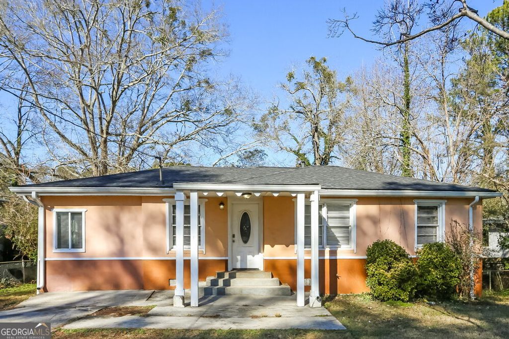 Photo of 3218 Bluebird Lane, Decatur, GA 30032 (MLS # 10676529)
