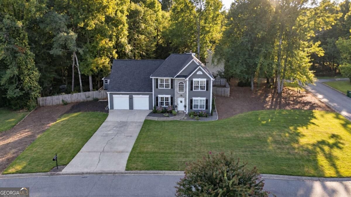 3675 Wake Robin WAY