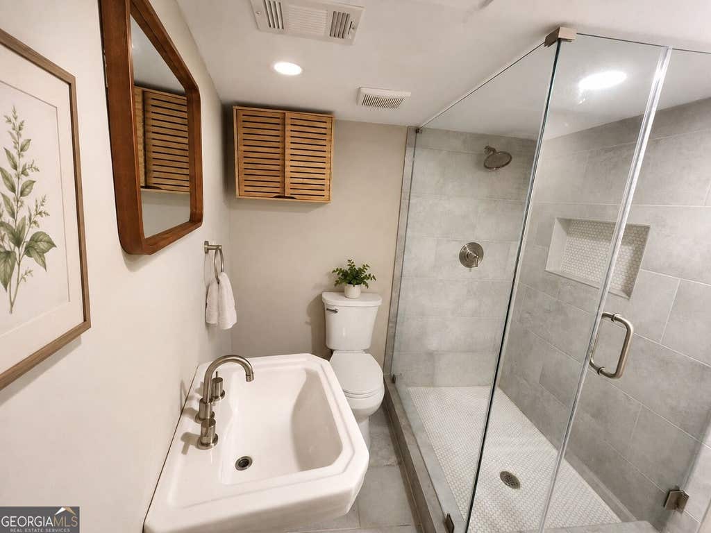 Photo of 1923 Thompson Avenue #2, Atlanta, GA 30344 (MLS # 10826773)