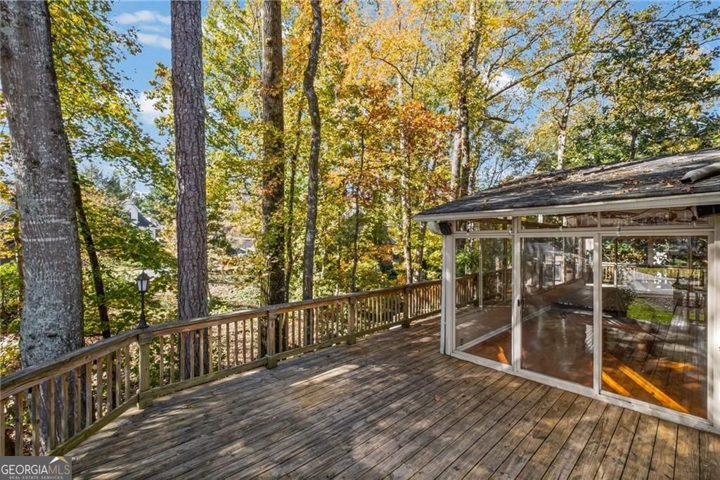 Marietta, Georgia 30062, United States, 5 Bedrooms Bedrooms, ,4 BathroomsBathrooms,Residential,Active,240457