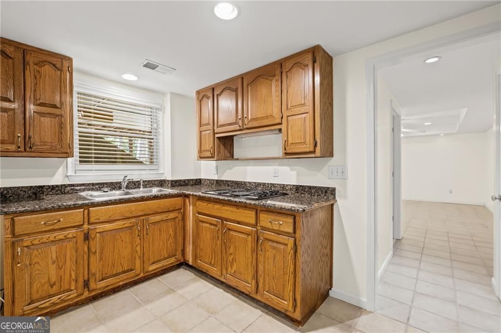 Marietta, Georgia 30062, United States, 5 Bedrooms Bedrooms, ,4 BathroomsBathrooms,Residential,Active,240457