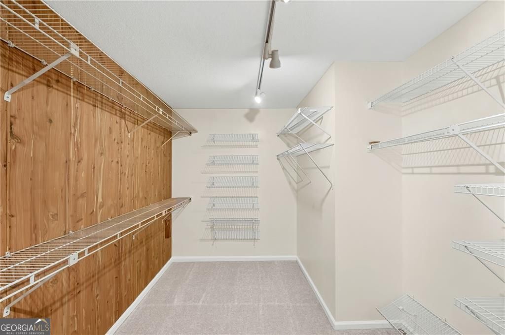 Marietta, Georgia 30062, United States, 5 Bedrooms Bedrooms, ,4 BathroomsBathrooms,Residential,Active,240457