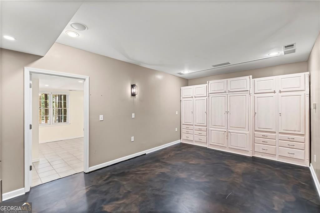 Marietta, Georgia 30062, United States, 5 Bedrooms Bedrooms, ,4 BathroomsBathrooms,Residential,Active,240457